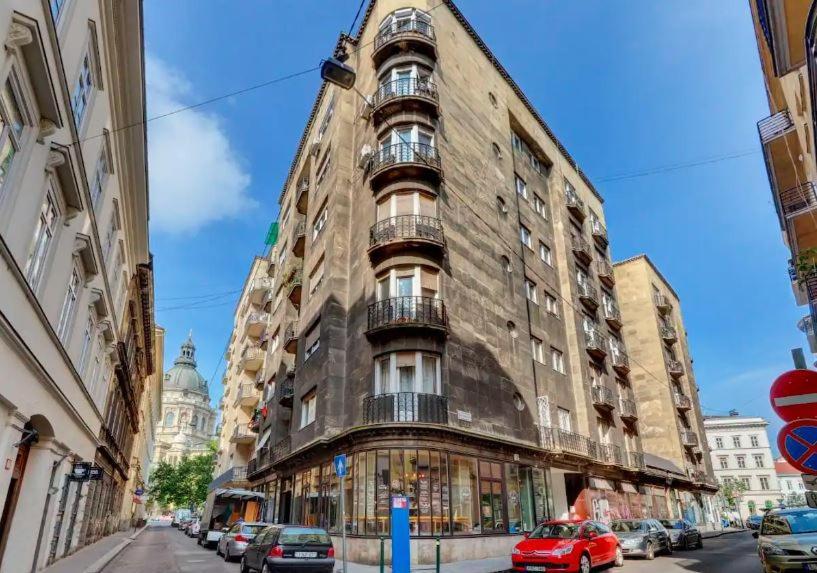 Neo-Baroque Residence Near Basilica بودابست المظهر الخارجي الصورة